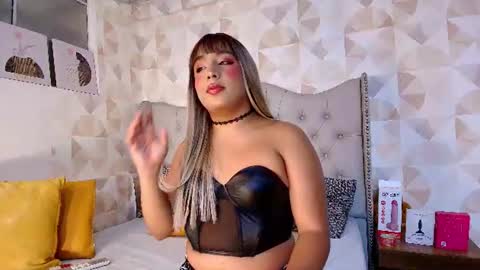 Snapshot of siriuss_collin chatting on June 20, 2026, 1:36 pm siriuss_collin online show from June 20, 2026, 1:36 pm
