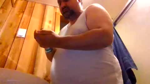 Snapshot of sirmike80 chatting on October 12, 2025, 5:34 pm SirMike80 online show from October 12, 2025, 5:34 pm