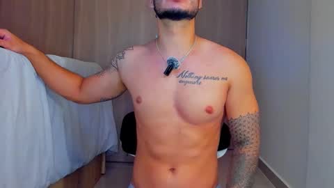 Call me papi online show from May 9, 2026, 5:34 am