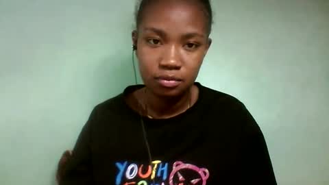 sisih567089 online show from September 12, 2025, 7:03 pm