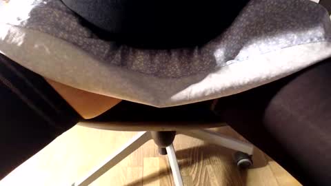 Andi online show from October 13, 2025, 3:56 pm