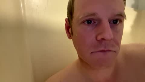 sissybtchboi online show from April 24, 2026, 8:44 pm
