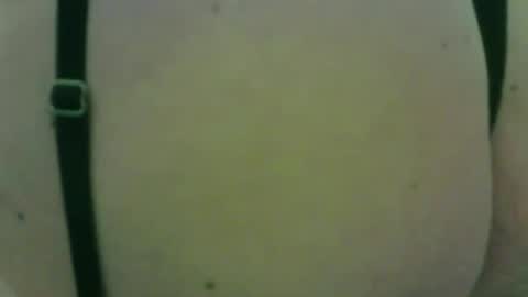 sissycrissy4545 online show from December 3, 2025, 1:24 am