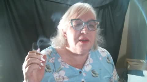 Snapshot of sissydianetx chatting on January 16, 2025, 12:34 am Sissy Diane online show from January 16, 2025, 12:34 am
