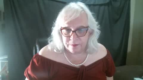 Snapshot of sissydianetx chatting on September 17, 2025, 11:39 pm Sissy Diane online show from September 17, 2025, 11:39 pm