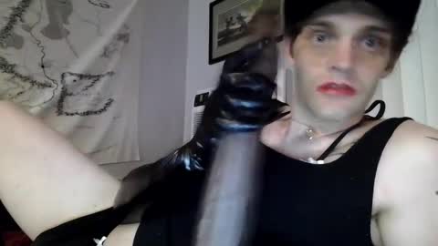 Snapshot of sissyemmalauren chatting on October 4, 2025, 1:14 am sissyemmalauren online show from October 4, 2025, 1:14 am