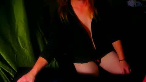 red online show from April 7, 2026, 7:42 am