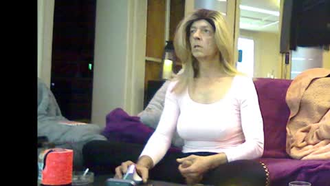 Biancasissy online show from April 6, 2026, 4:32 am