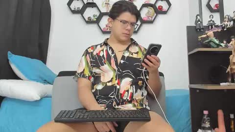 Siul Thompson online show from September 19, 2025, 1:51 am