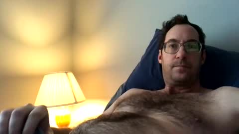 sixfootseven online show from March 4, 2025, 3:59 pm