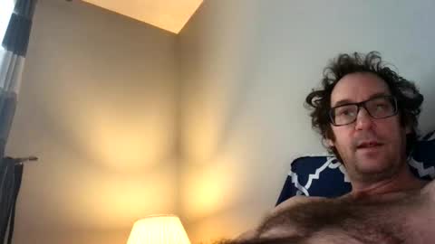 sixfootseven online show from January 7, 2026, 7:49 pm