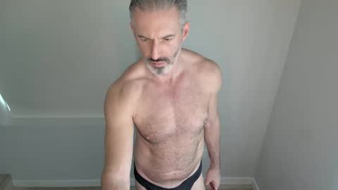 Snapshot of sixsevensixte3n chatting on April 8, 2026, 10:10 pm SixSevenSixteen online show from April 8, 2026, 10:10 pm