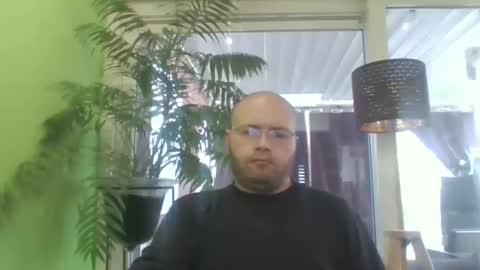 sixten113 online show from February 11, 2026, 9:14 am