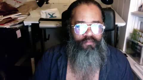 Snapshot of siyah_sakal chatting on March 9, 2025, 10:30 am siyah_sakal online show from March 9, 2025, 10:30 am