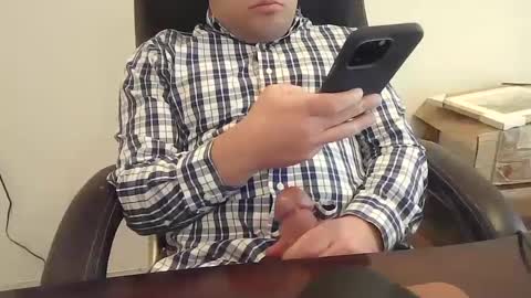 Snapshot of sjb10 chatting on March 12, 2025, 3:29 pm sjb10 online show from March 12, 2025, 3:29 pm