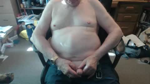 Snapshot of sjbottomboi chatting on October 28, 2025, 10:23 pm sjbottomboi online show from October 28, 2025, 10:23 pm