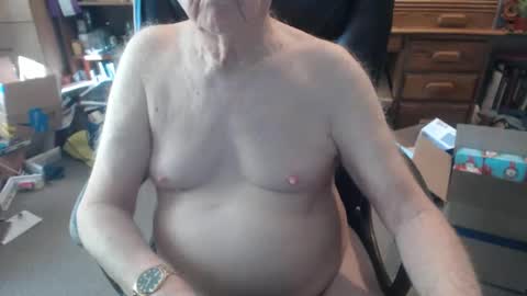 Snapshot of sjbottomboi chatting on December 4, 2025, 7:11 pm sjbottomboi online show from December 4, 2025, 7:11 pm