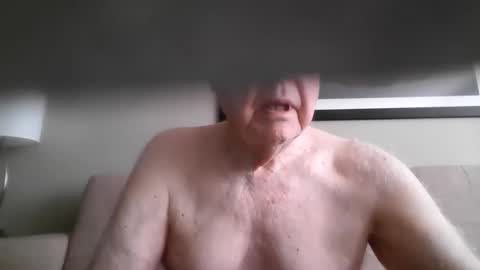 sjbottomboi online show from May 20, 2026, 2:01 pm