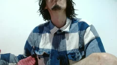 Snapshot of sk8sir chatting on June 27, 2026, 6:57 pm sk8sir online show from June 27, 2026, 6:57 pm
