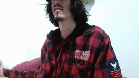 Snapshot of sk8sir chatting on June 28, 2026, 4:24 pm sk8sir online show from June 28, 2026, 4:24 pm