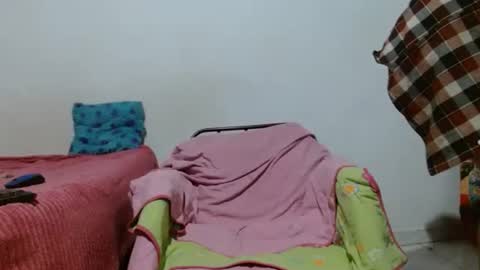 Snapshot of sk8sir chatting on July 13, 2026, 11:29 pm sk8sir online show from July 13, 2026, 11:29 pm