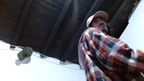 Snapshot of sk8sir chatting on July 14, 2026, 11:49 am sk8sir online show from July 14, 2026, 11:49 am