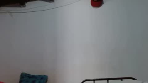 Snapshot of sk8sir chatting on July 28, 2026, 1:43 pm sk8sir online show from July 28, 2026, 1:43 pm