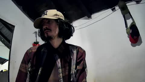 Snapshot of sk8sir chatting on July 31, 2026, 8:08 pm sk8sir online show from July 31, 2026, 8:08 pm