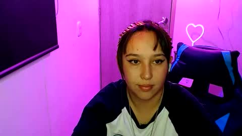 Snapshot of skarlet_adams chatting on April 28, 2026, 11:10 pm Alice online show from April 28, 2026, 11:10 pm