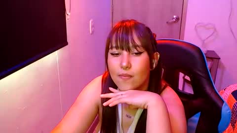 Snapshot of skarlet_adams chatting on May 16, 2026, 7:23 pm Alice online show from May 16, 2026, 7:23 pm