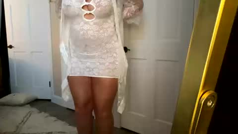 Skarlett online show from October 16, 2025, 2:45 am