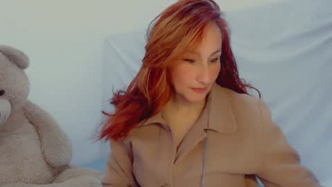 Snapshot of skarlett2072 chatting on January 29, 2025, 1:28 pm Arlett online show from January 29, 2025, 1:28 pm