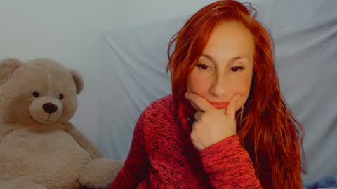 Snapshot of skarlett2072 chatting on February 5, 2025, 3:55 am Arlett online show from February 5, 2025, 3:55 am