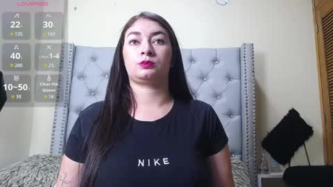 skarlett_36 online show from April 2, 2026, 2:15 pm