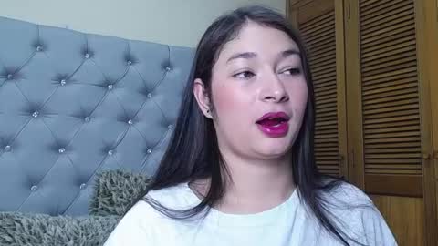 skarlett_36 online show from April 30, 2026, 2:45 pm