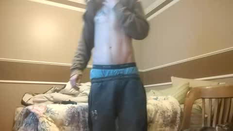 Snapshot of skater_v2 chatting on December 20, 2024, 10:27 am Christopher online show from December 20, 2024, 10:27 am