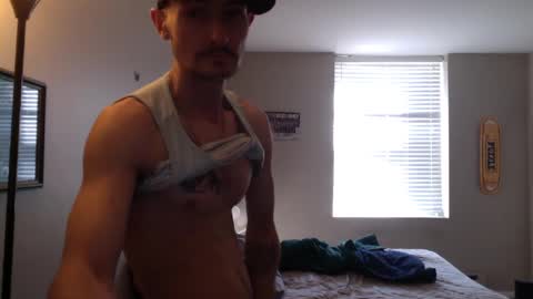 Snapshot of skater_v2 chatting on September 19, 2025, 3:13 pm Christopher online show from September 19, 2025, 3:13 pm