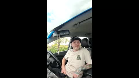 skateruncut online show from May 6, 2026, 2:44 pm