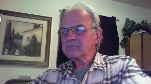 skeeeziks online show from May 1, 2026, 1:32 am
