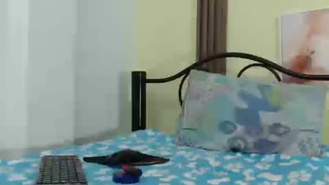 skinny online show from June 14, 2026, 7:49 pm