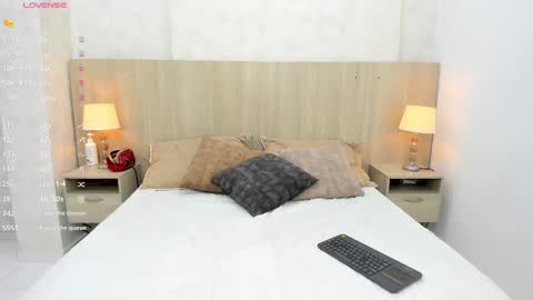 Emily Rojas online show from September 19, 2025, 7:47 pm