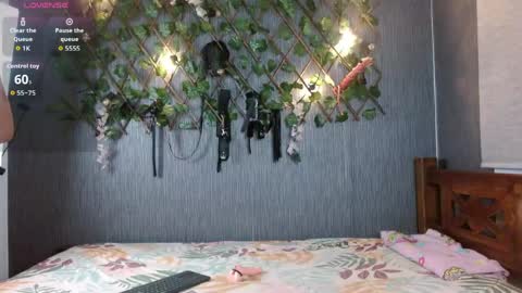 skinny_hot_girls_hard online show from May 3, 2026, 1:44 am