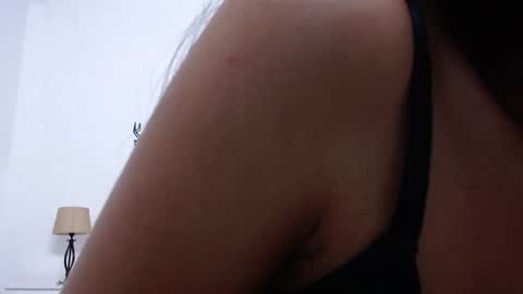 skinny_hottie18 online show from December 13, 2024, 5:00 pm