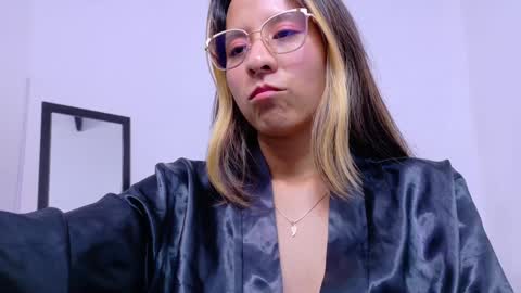 skinny_hottie18 online show from January 29, 2025, 4:52 pm