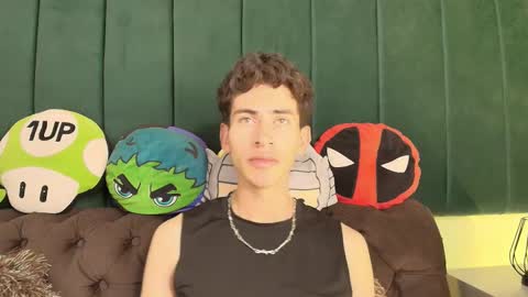 skinny jean  online show from February 20, 2026, 8:31 pm