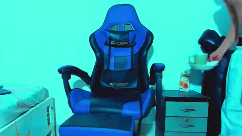 Snapshot of skinny_marked chatting on October 28, 2025, 2:04 am skinny marked online show from October 28, 2025, 2:04 am