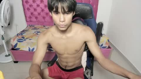 Snapshot of skinny_sam23 chatting on June 5, 2026, 6:52 am sam online show from June 5, 2026, 6:52 am