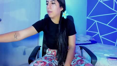 Snapshot of skinnyanai chatting on October 4, 2025, 2:48 pm anai online show from October 4, 2025, 2:48 pm