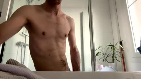 skinnybigdk online show from May 28, 2026, 2:36 pm