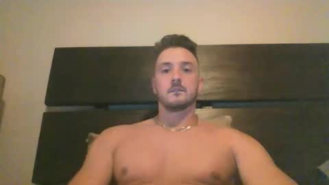Snapshot of skinnyguylongdick1 chatting on November 5, 2025, 3:17 am skinnyguylongdick1 online show from November 5, 2025, 3:17 am
